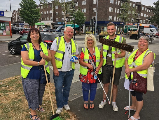 Community get together for Harold Hill clean-up