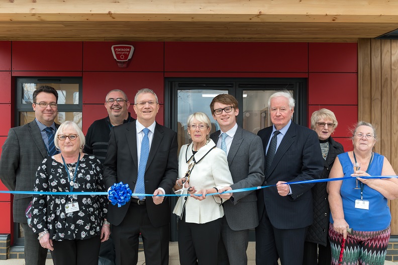 New community centre opens in \Collier Row