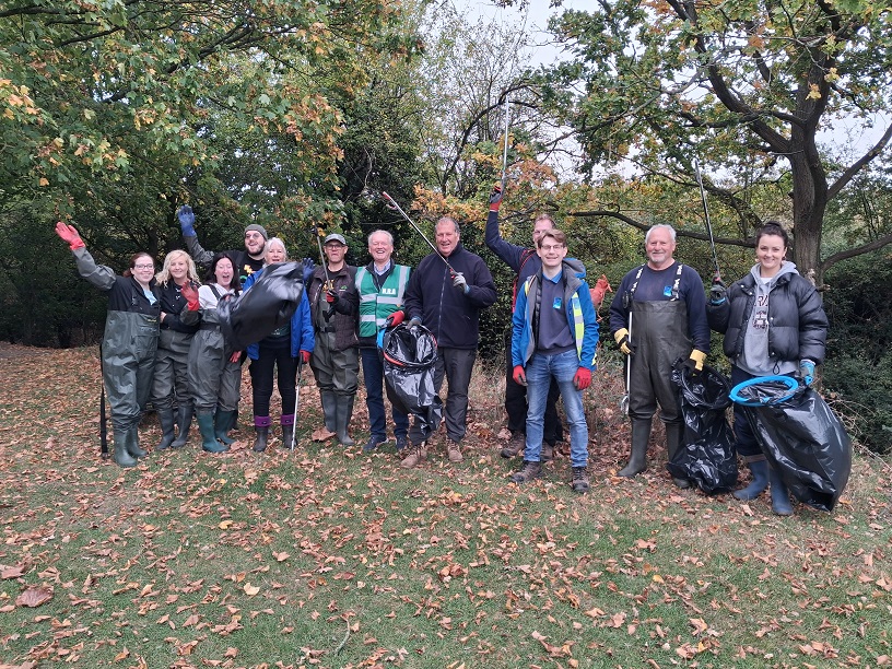 where we live river clean up