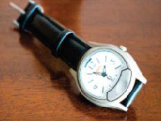 Minuet Watch with integrated call button